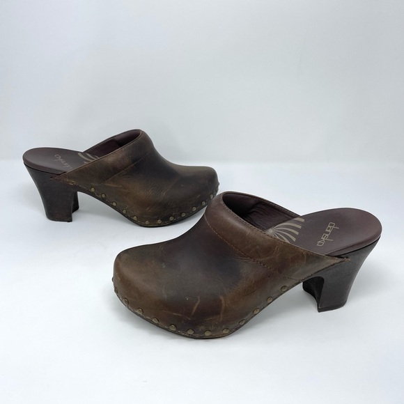 Dansko Rae Leather Studded Heeled Slip On Mule Clogs Brown Womens 41 or US 10.5 - Picture 7 of 7